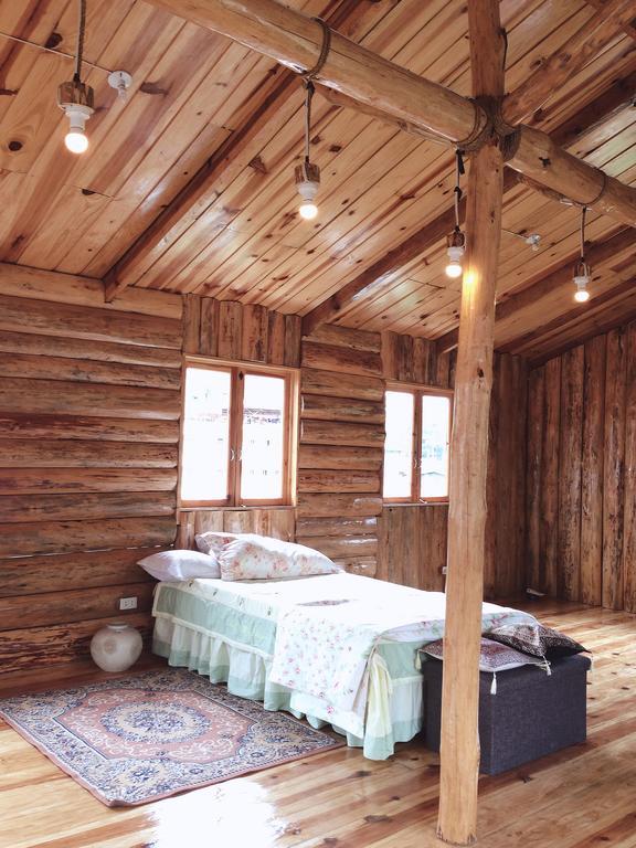 Agape Log Cabin ساغادا المظهر الخارجي الصورة